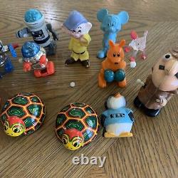 16- Vintage Wind-Up / Toy Snoopy, Robot Mickey, Inspector, Peanuts AS-IS LOT