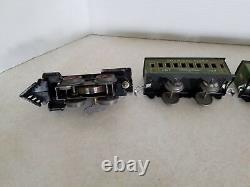 1926 American Flyer 12 Wind Up Locomotive With Tender-Cars & Two Rail Track K2