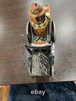 1930's Marx Joy Rider Wind Up Tin Toy Eccentric Crazy Car Mechanical Toy