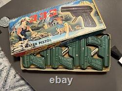 1930's Vintage Water Pistol Rare Retail Box Extremely Rare