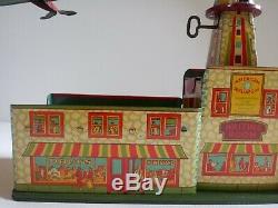 1930's Wyandotte Tin Litho American Airlines City Airport Toy Complete Works Vtg