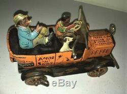 1930s AMOS N' ANDY Marx Tin Windup Fresh Air Taxi withKey Litho Toy