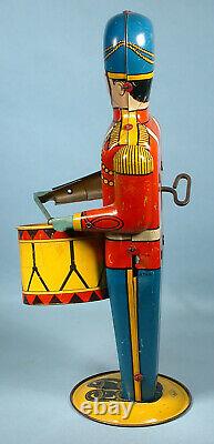 1930s Drum Major Tin Wind-up Mechanical Soldier Toy Wolverine Working Example