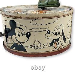 1945 Goofy and Donald Duck Duo Litho Wind-Up Rare and in Working Condition