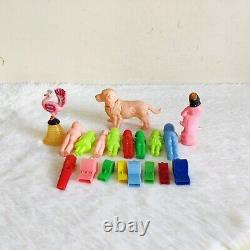 1950s Vintage Plastic Multi Type Toys 19 Pcs. Decorative Collectibles Toy113