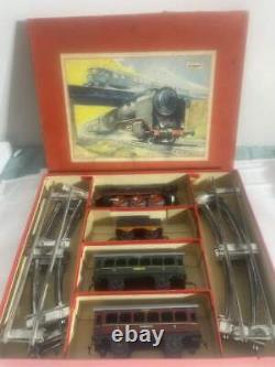 1960 Germany Clockwork Train Set Complete In Box In Excellent Plus Condtion