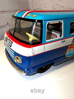 1960'S Vintage Taiyo Japan Tin friction toy United Airlines Airport Limousine