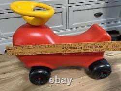 1970's Herbie Hauler Peanut AMF INCORPORATED Red Plastic Riding Toy Scooter Rare