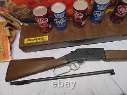 1976 ideal tin can alley electronic rifle and target with box 5 dr pepper cans USA