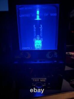 2010 Comic Con Vintage Tron Figured