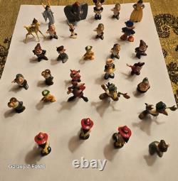 30 vintage Toys Disneykins characters