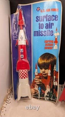3 NOS Processed Plastics USAF Surface To Air Missile Spring Loaded Rocket #920
