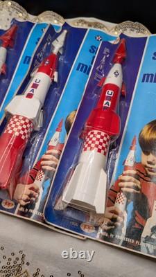 3 NOS Processed Plastics USAF Surface To Air Missile Spring Loaded Rocket #920