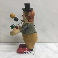 4SCHUCO WIND-UP JUGGLING CLOWN NR. 965 WithREPRO. BOX AND KEY. FULLY OPERATIONAL