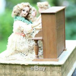 Antique Adorable Bisque Automation Doll Musical Box c1890 Poupée Ancien Musique