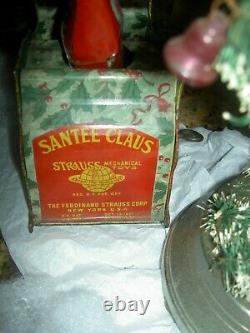Antique Ferdinand Strauss tin Clockwork Wind Up SANTEE CLAUS American Toy c1921