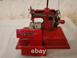 Antique KayAnEE Toy Sew Master Red Made In US Zone Berlin