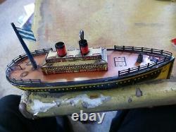 Antique Steam Ship GERMAN Clockwork working. Nice 13 Bing No brand. See pics