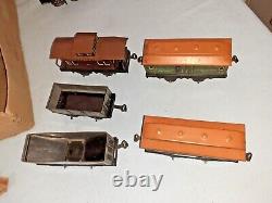 Antique Tin Plate Wind Up Train Set Bing with Bing Box Working Loco