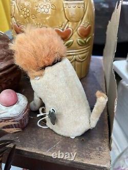 Antique Wind Up Lion Toy (it Works!)