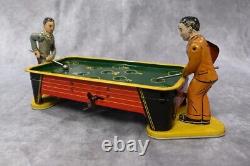 Antique windup Ranger Steel billiard game in very good condition