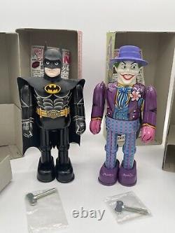 Batman and Joker Mechanical Wind-Up Tin Toy 1989 Billiken Shokai Japan