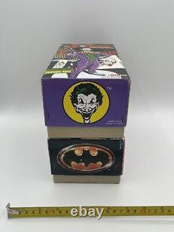 Batman and Joker Mechanical Wind-Up Tin Toy 1989 Billiken Shokai Japan