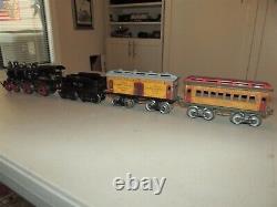 CIRCA 1911 IVES WithO 25 LOCO & TENDER WITH LIMITED VESTIBULE EXPRESS CAR 60 & 61