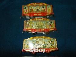DISNEY1930's LlONEL MICKEY MOUSE CIRCUS TRAIN 5 PIECE SET PLUS ORIGINAL WITH KEY