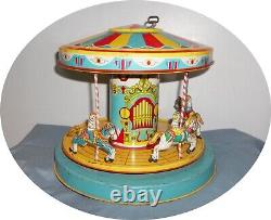 E770 Seldom Seen Nice Chein Top Wind Merry Go Round Works Great