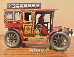Early German Tin Windup Limousine With Driver Excellent