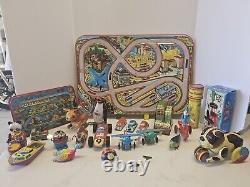 Huge Lot Of Vintage Tin Toys With 2 Keys
