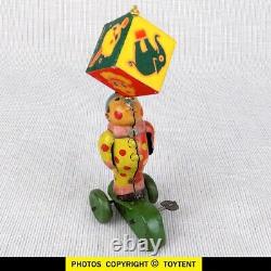 Juggling Circus Clown tin wind-up toy Kuramochi CK Japan. SEE MOVIE