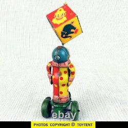 Juggling Circus Clown tin wind-up toy Kuramochi CK Japan. SEE MOVIE