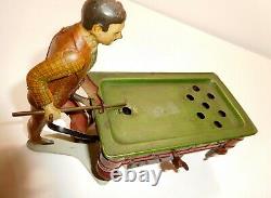 LOOK Tin wind-up billiard pool toy C1920 Gunthermann Germany Exc condition NR