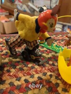 LOT OF 9 Vintage WINDUP TOYS READ Description
