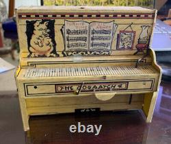 Little Abner, 1945 Vintage Piano