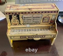 Little Abner, 1945 Vintage Piano