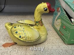 Lot of 8 Litho Tin Vintage Toys