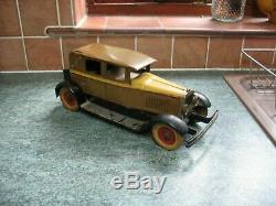 Lovely Kingsbury Sedan Car Vintage Rare Pressed Steel Wind Up Tin Toy Tinplate