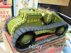 MARX SPARKLING CLIMBING FIGHTING ARMY TANK TIN WINDUP IN BOX 30s WORKS EXC