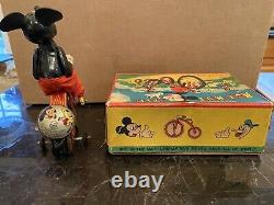 MECHANICAL MICKEY MOUSE WIND UP CYCLIST BY LINEMAR NM WithORIGINAL BOX 1950's RARE