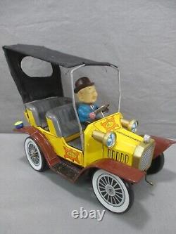 MR. MAGOO Tin Litho Car STILL WORKS Vintage 1961 Hubley Battery Op. Mag-oo