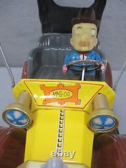 MR. MAGOO Tin Litho Car STILL WORKS Vintage 1961 Hubley Battery Op. Mag-oo