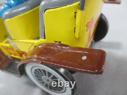 MR. MAGOO Tin Litho Car STILL WORKS Vintage 1961 Hubley Battery Op. Mag-oo