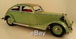 Marklin #19031 Wind-Up Streamlined Coupe