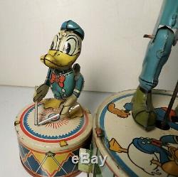 Marx Walt Disney Donald Duck Duet Windup Tin Litho Toy 1946