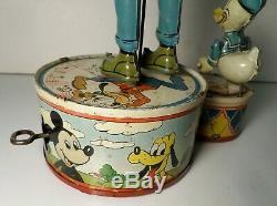 Marx Walt Disney Donald Duck Duet Windup Tin Litho Toy 1946