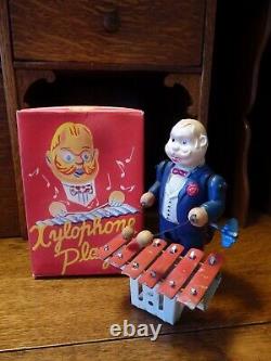 Mint 1940's OCCUPIED JAPAN Xylophone Player tin & celluloid windup toy & box