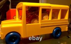 New Tupperware Tuppertoys USA Vintage School Bus Toy Complete Set